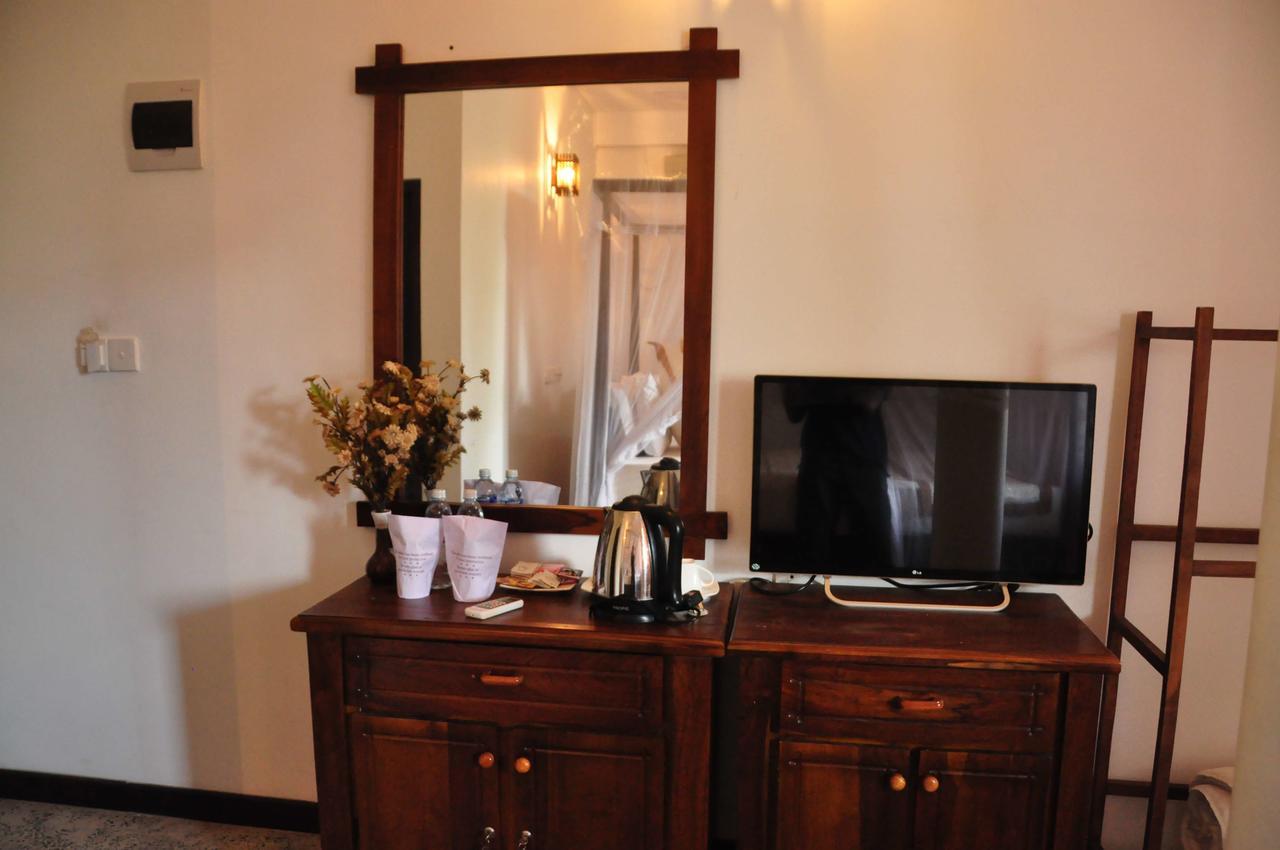 Wh Beach Resort Weligama Eksteriør bilde