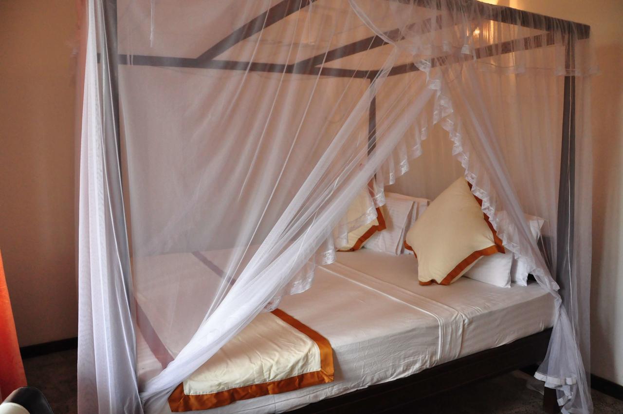 Wh Beach Resort Weligama Eksteriør bilde