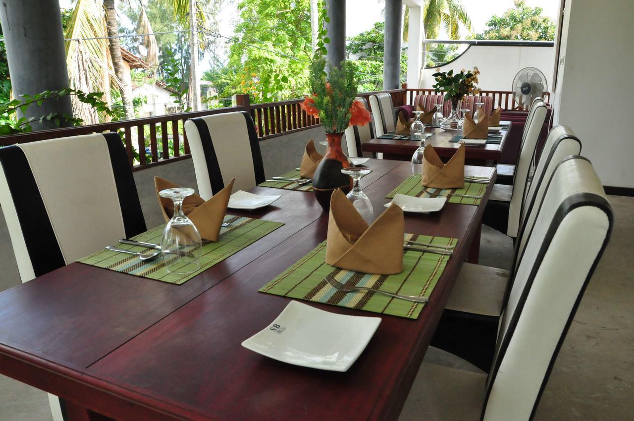 Wh Beach Resort Weligama Eksteriør bilde