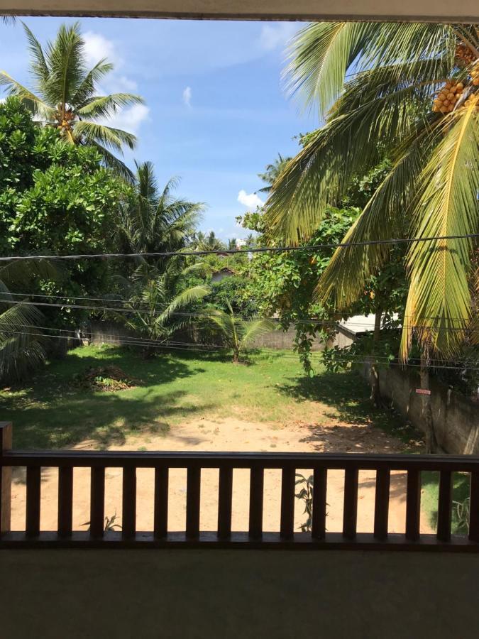 Wh Beach Resort Weligama Eksteriør bilde